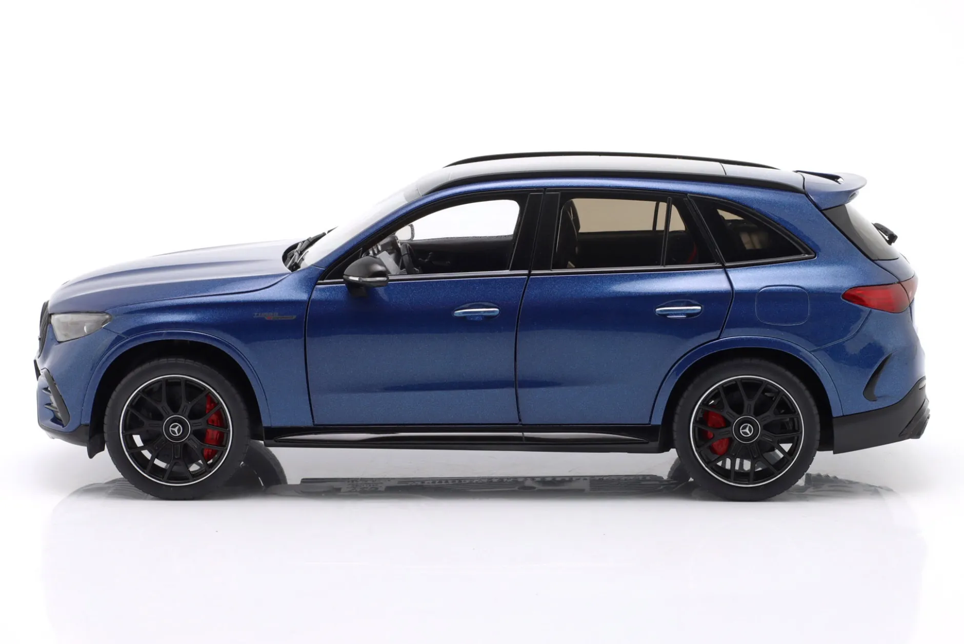 Mercedes-Benz AMG GLC 63 S E Performance spektralblau 1:18 NZG