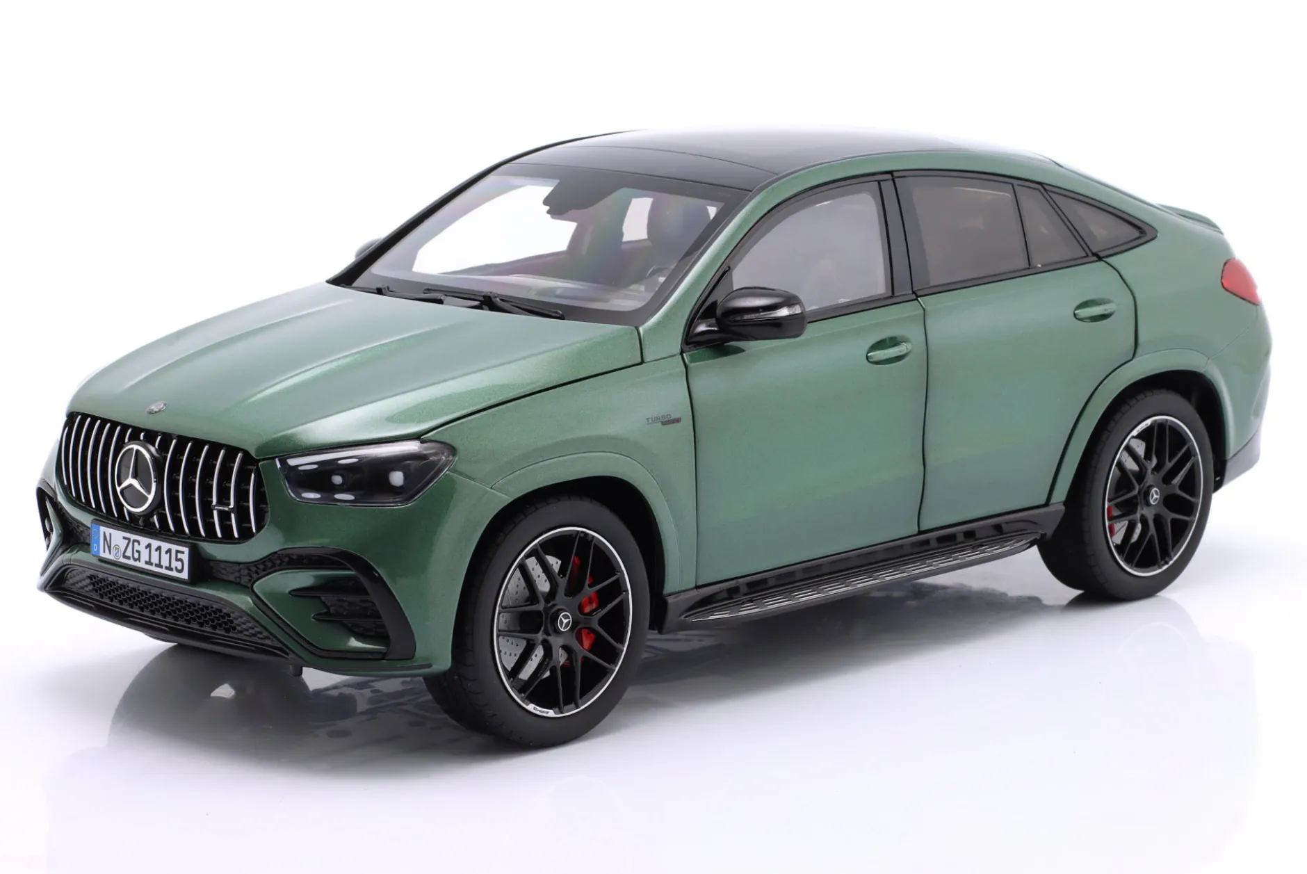 Mercedes-Benz AMG GLE 53 4Matic+ Coupe Baujahr 2023 irlandgrün 1:18 NZG