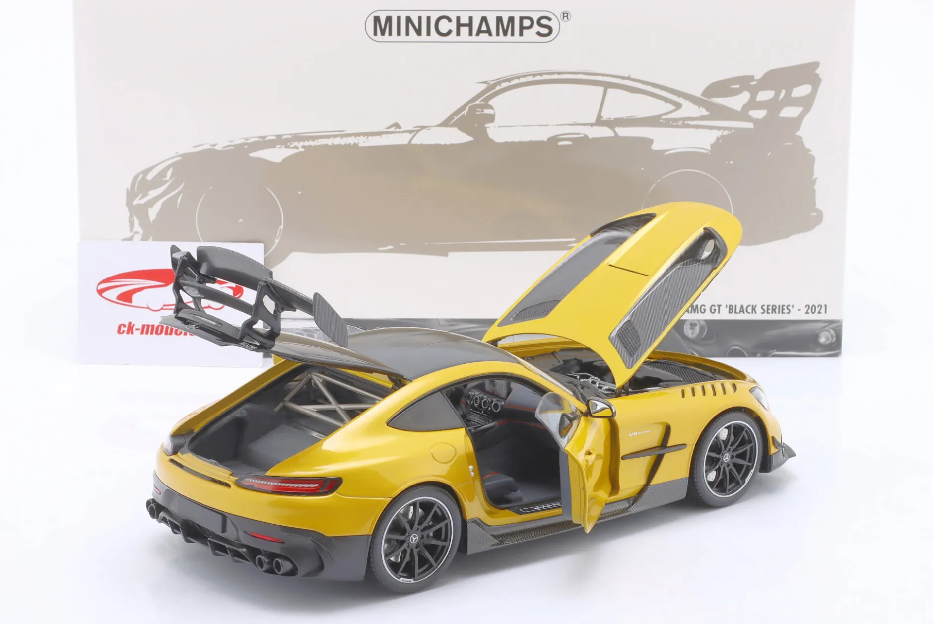 Mercedes-Benz AMG GT Black Series 2021 gelb metallic 1:18 Minichamps
