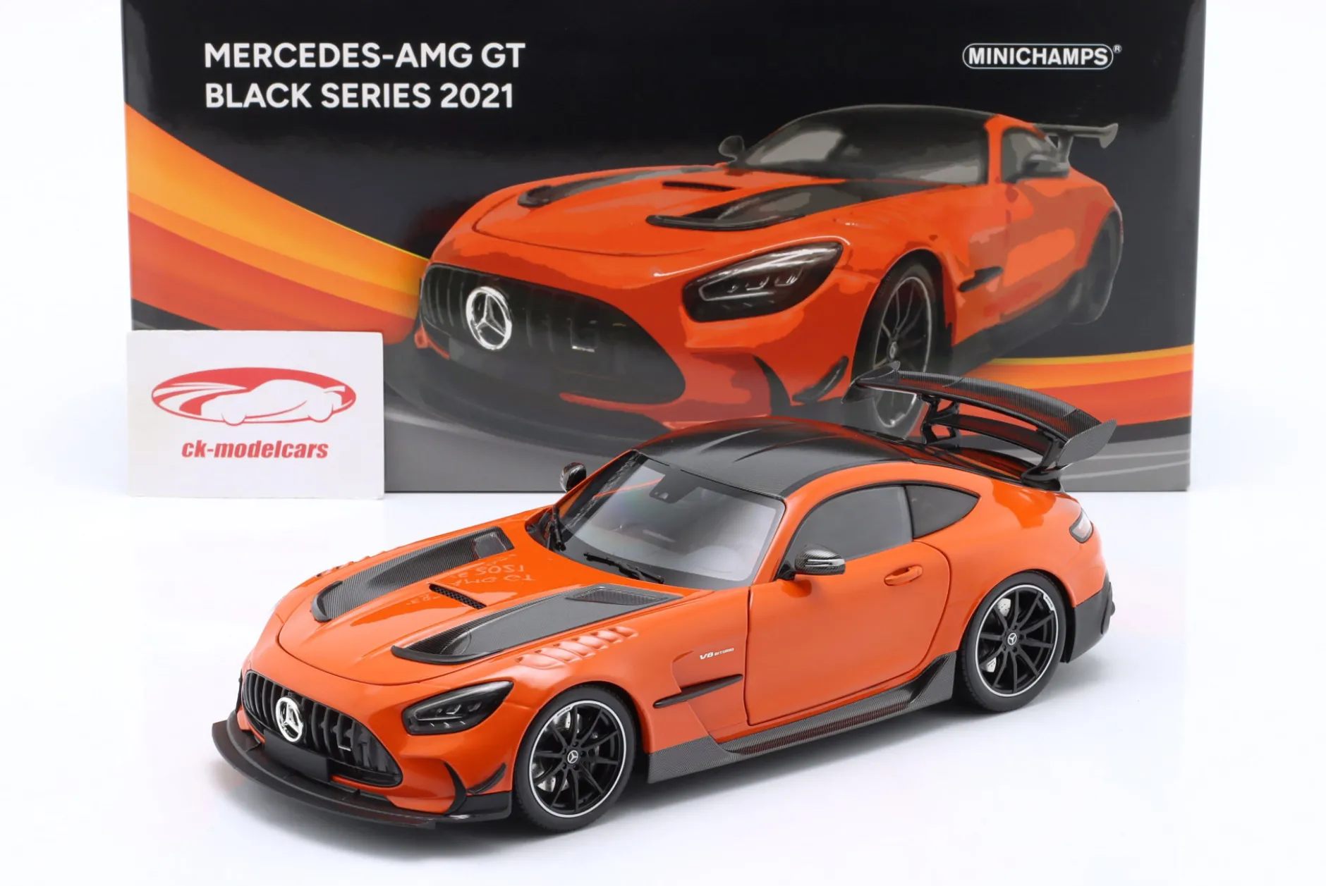 Mercedes-Benz AMG GT Black Series 2021 orange 1:18 Minichamps
