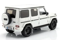Mercedes-Benz AMG G63 (W465) Baujahr 2025 polarweiß 1:18 NZG