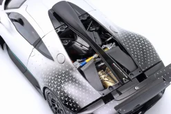 Mercedes-Benz AMG ONE (C298) hightech silber 1:12 NZG