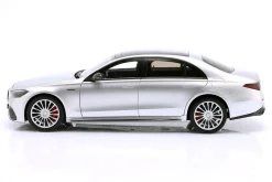 Mercedes-Benz AMG S 63 E Performance Baujahr 2022 hightechsilber 1:18 NZG