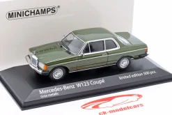 Mercedes-Benz 230CE (W123) Baujahr 1982 dunkelgrün metallic 1:43 Minichamps