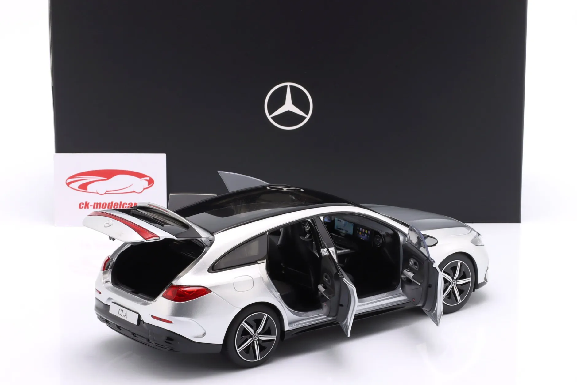 Mercedes-Benz CLA Shooting Brake (X174) Baujahr 2025 hightechsilber 1:18 NZG