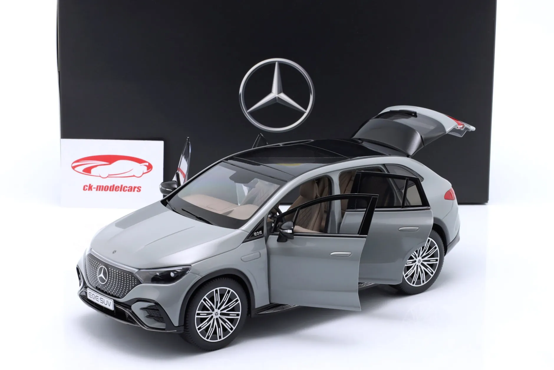 Mercedes-Benz EQE SUV (X294) Baujahr 2023 alpingrau 1:18 NZG