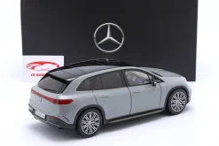 Mercedes-Benz EQS SUV (X296) Baujahr 2022 alpingrau 1:18 NZG