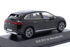Mercedes-Benz EQS (X296) obsidianschwarz 1:43 Spark
