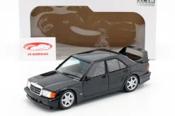 Mercedes-Benz 190E 2.5-16V Evolution II Baujahr 1990 schwarz 1:18 Solido