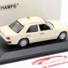 Mercedes-Benz 230E (W124) Taxi Baujahr 1990 Film: Tatort Münster 1:43 Minichamps