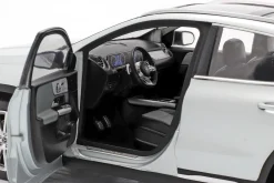 Mercedes-Benz GLA-Klasse (H247) Baujahr 2020 iridiumsilber 1:18 Z-Models