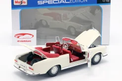 Mercedes-Benz 280 SE Baujahr 1967 cremeweiß 1:18 Maisto