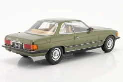 Mercedes-Benz 450 SLC (C107) Baujahr 1973 grün metallic 1:18 KK-Scale