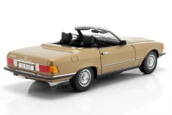 Mercedes-Benz 450 SL (R107) Baujahr 1985 gold metallic 1:12 KK-Scale
