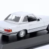 Mercedes-Benz 350 SL (R107) Hardtop Baujahr 1974 silber metallic 1:43 Minichamps