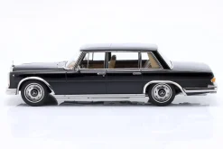 Mercedes-Benz 600 SWB (W100) Baujahr 1963 schwarz 1:18 KK-Scale