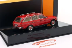 Mercedes-Benz 200T (S123) Baujahr 1982 rot 1:43 Ixo