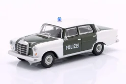 Mercedes-Benz 200 (W110) Polizei 1961 grün / weiß 1:64 Schuco