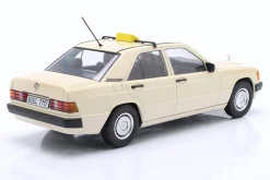 Mercedes-Benz 190 (W201) Taxi Baujahr 1993 elfenbein 1:18 Triple9