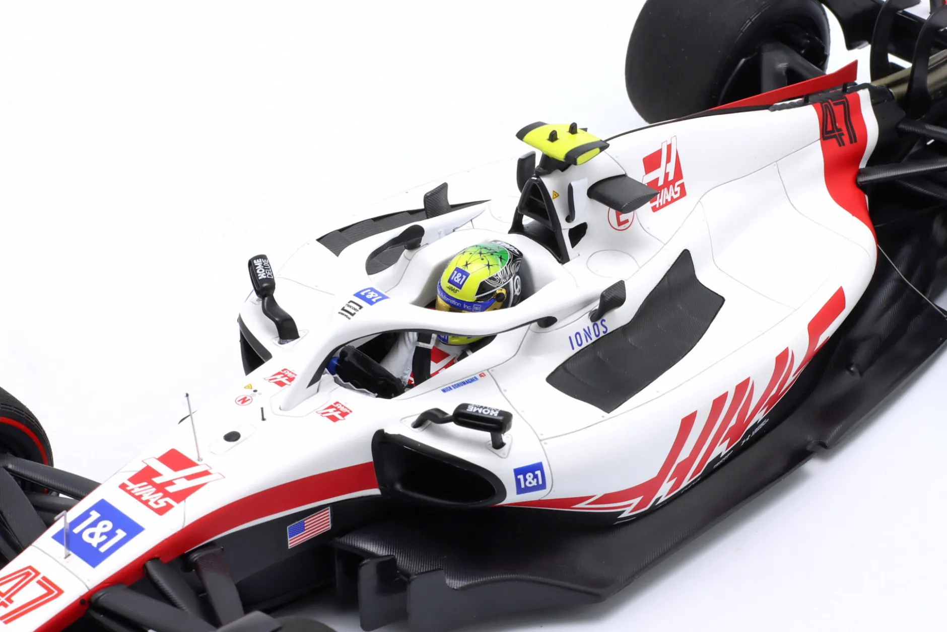 Mick Schumacher Haas VF-22 #47 11th Bahrain GP Formel 1 2022 1:18 Minichamps
