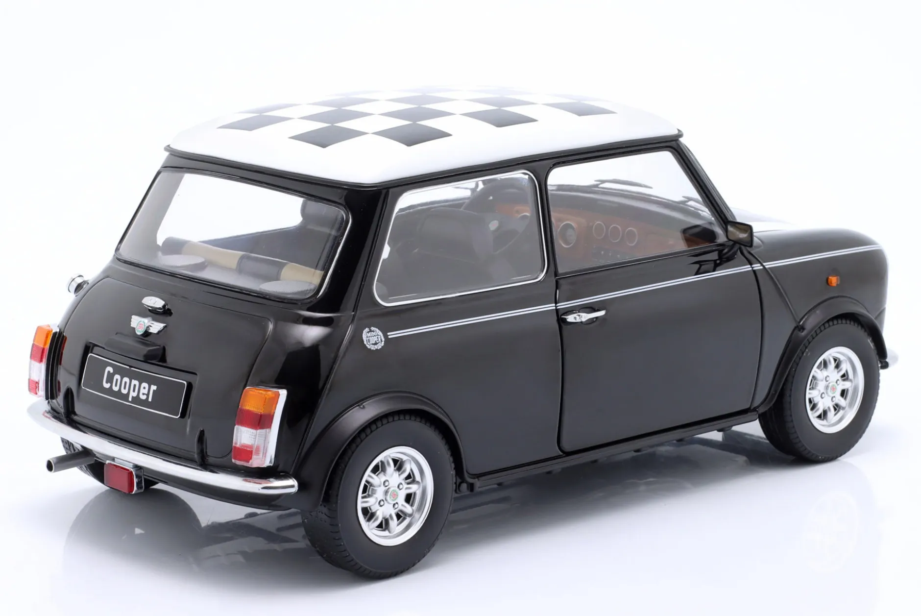 Mini Cooper LHD kariert schwarz / weiß 1:12 KK-Scale