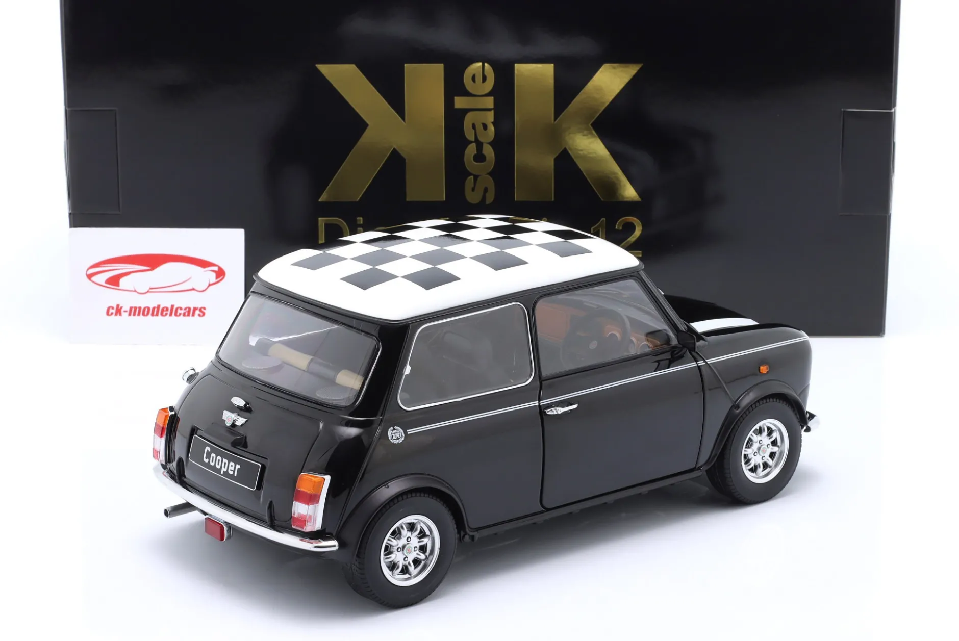 Mini Cooper RHD kariert schwarz / weiß 1:12 KK-Scale