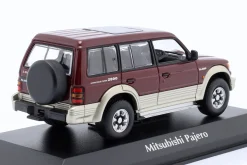 Mitsubishi Pajero LWB Baujahr 1991 dunkelrot metallic 1:43 Minichamps