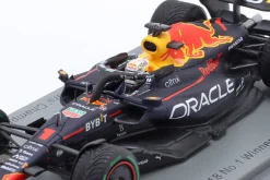 M Verstappen Red Bull RB18 #1 Sieger Japan GP Formel 1 Weltmeister 2022 1:43 Spark