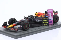M Verstappen Red Bull RB18 #1 Sieger Japan GP Formel 1 Weltmeister 2022 1:43 Spark