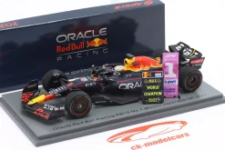 M Verstappen Red Bull RB18 #1 Sieger Japan GP Formel 1 Weltmeister 2022 1:43 Spark