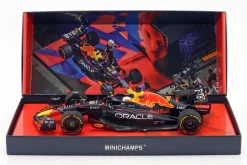 M. Verstappen Red Bull RB18 #1 Sieger Saudi Arabien Formel 1 Weltmeister 2022 1:18 Minichamps