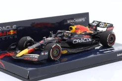M. Verstappen Red Bull RB18 #1 Sieger USA GP Formel 1 Weltmeister 2022 1:43 Minichamps
