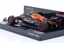 M. Verstappen Red Bull RB18 #1 Sieger Ungarn GP Formel 1 Weltmeister 2022 1:43 Minichamps