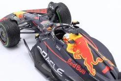 M Verstappen Red Bull RB18 #1 Sieger Japan GP Formel 1 Weltmeister 2022 1:18 Minichamps