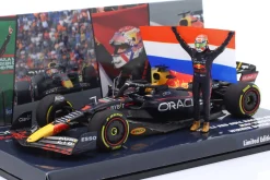 M. Verstappen Red Bull RB18 #1 Sieger Niederlande GP Formel 1 Weltmeister 2022 1:43 Minichamps