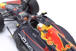 M. Verstappen Red Bull RB18 #1 Sieger Belgien GP Formel 1 Weltmeister 2022 1:18 Minichamps