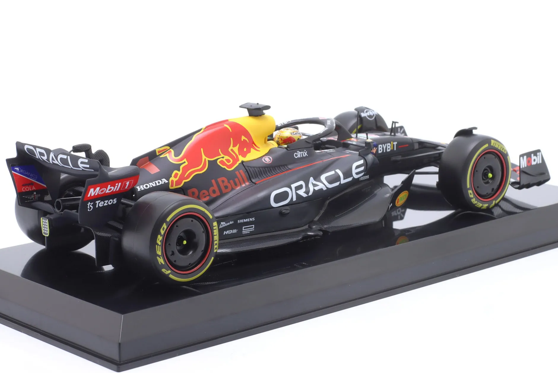M. Verstappen Red Bull RB18 #1 Sieger Abu Dhabi GP Formel 1 Weltmeister 2022 1:24 Bburago