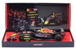 M Verstappen Red Bull RB18 #1 Sieger Japan GP Formel 1 Weltmeister 2022 1:18 Minichamps
