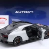 Nissan GT-R50 by Italdesign 2020 weiß metallic / schwarz 1:18 AUTOart