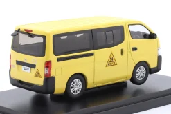 Nissan NV350 Caravan Schulbus Baujahr 2012 gelb 1:43 Ebbro
