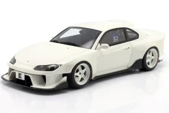 Nissan Silvia (S15) Coupe Khyzyl Saleem 2002 weiß 1:18 Kyosho