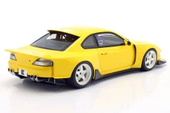 Nissan Silvia (S15) Coupe Khyzyl Saleem 2002 gelb 1:18 Kyosho