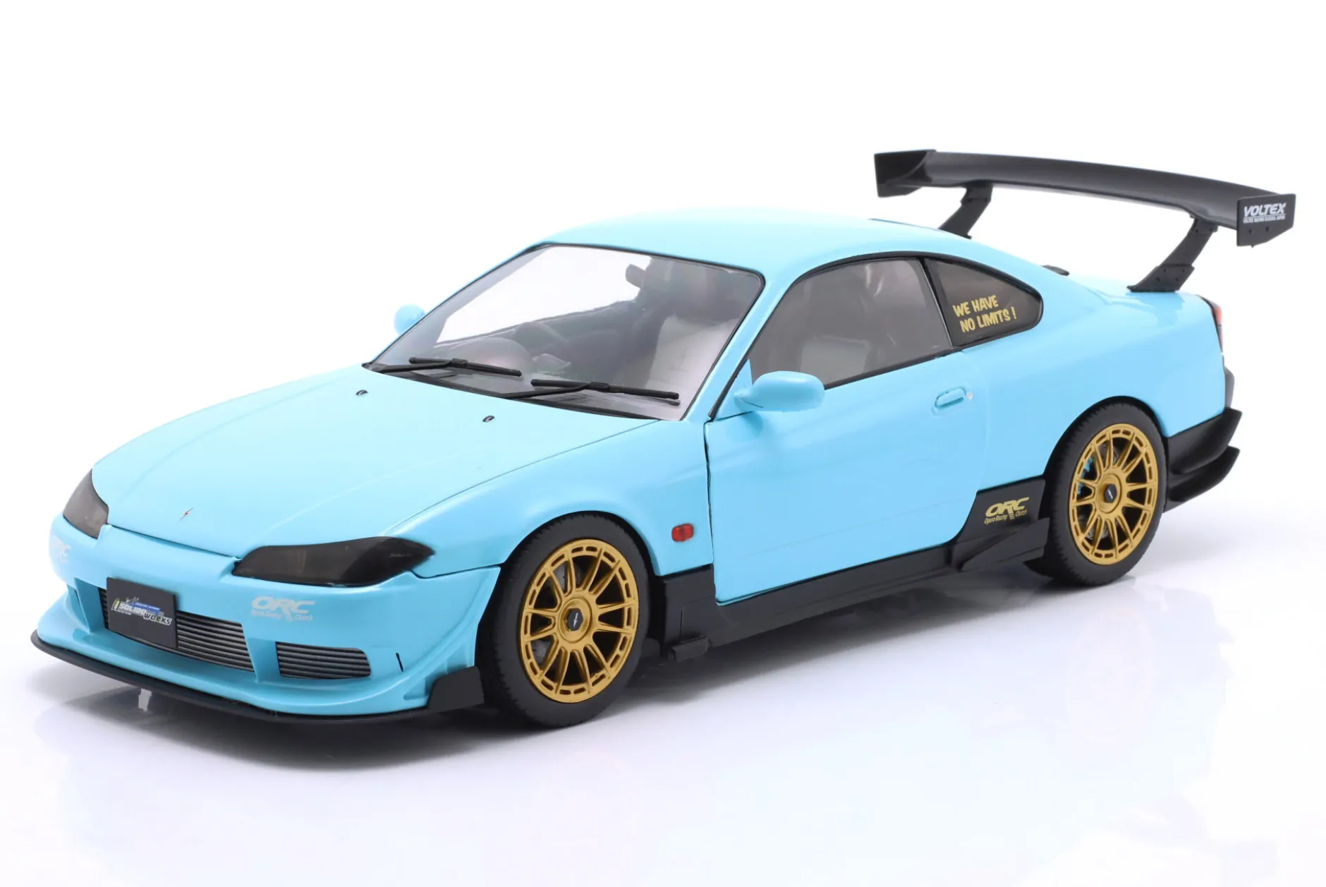 Nissan Silvia (S15) Spec-R Aero Baujahr 1999 babyblau 1:18 Solido