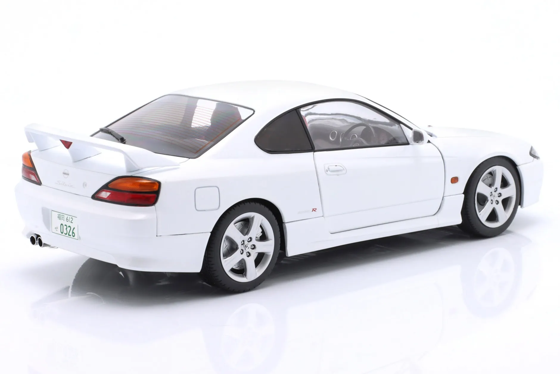 Nissan Silvia S15 Spec-R Aero Baujahr 1999 Aspen weiß 1:18 Solido