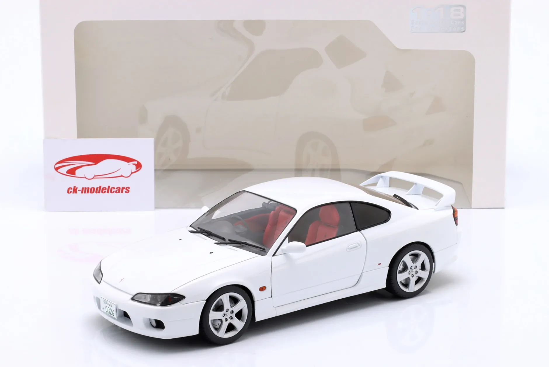 Nissan Silvia S15 Spec-R Aero Baujahr 1999 Aspen weiß 1:18 Solido