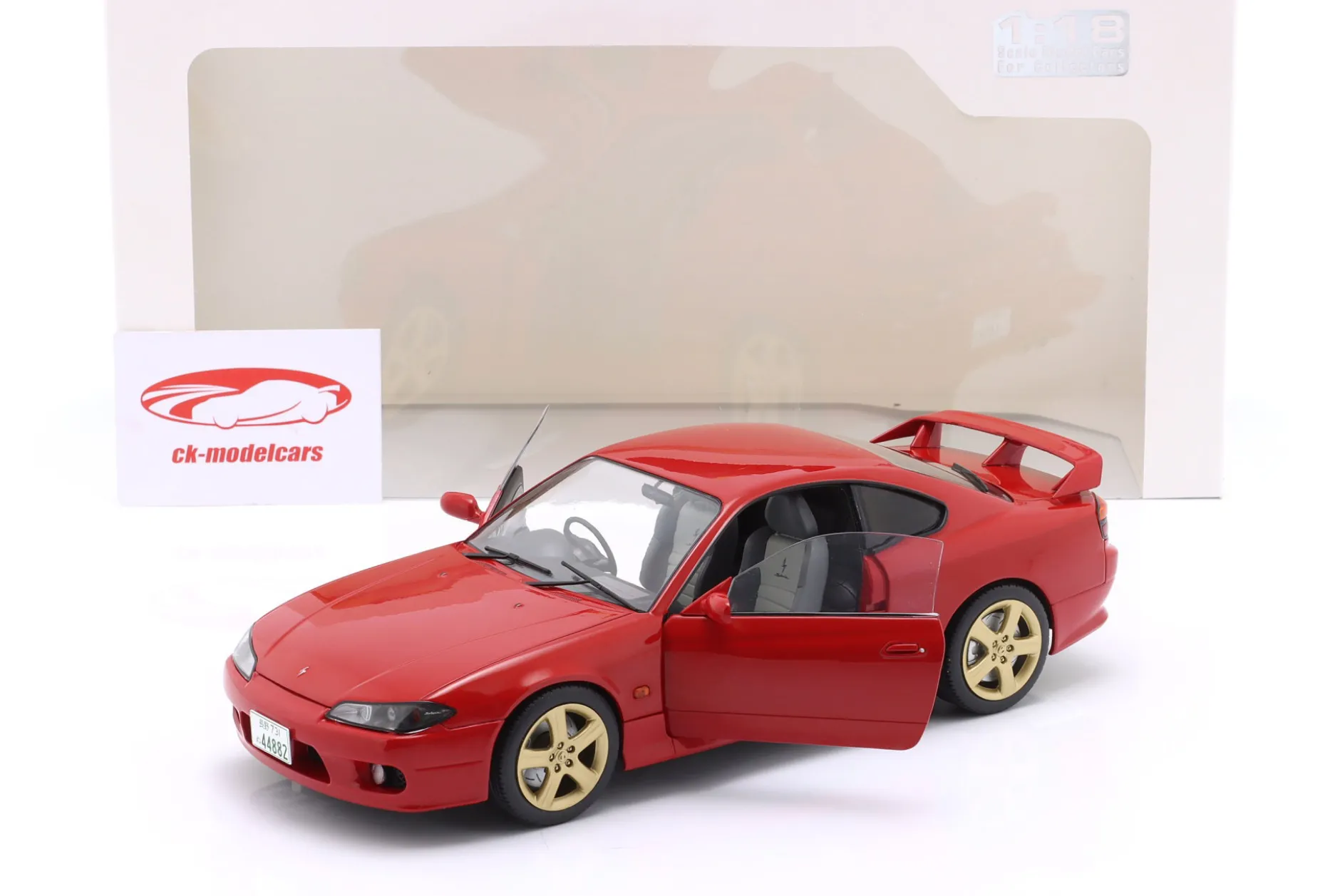 Nissan Silvia S15 Spec-R Aero Baujahr 1999 flammenrot 1:18 Solido