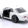 Nissan Skyline (C10) Hakosuka Solido Works 1970 perlweiß 1:18 Solido