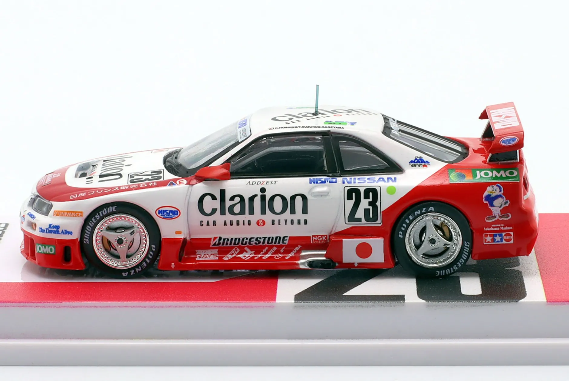 Nissan Skyline GT-R LM #23 Presentation 24h LeMans 1995 NISMO 1:64 Tarmac Works