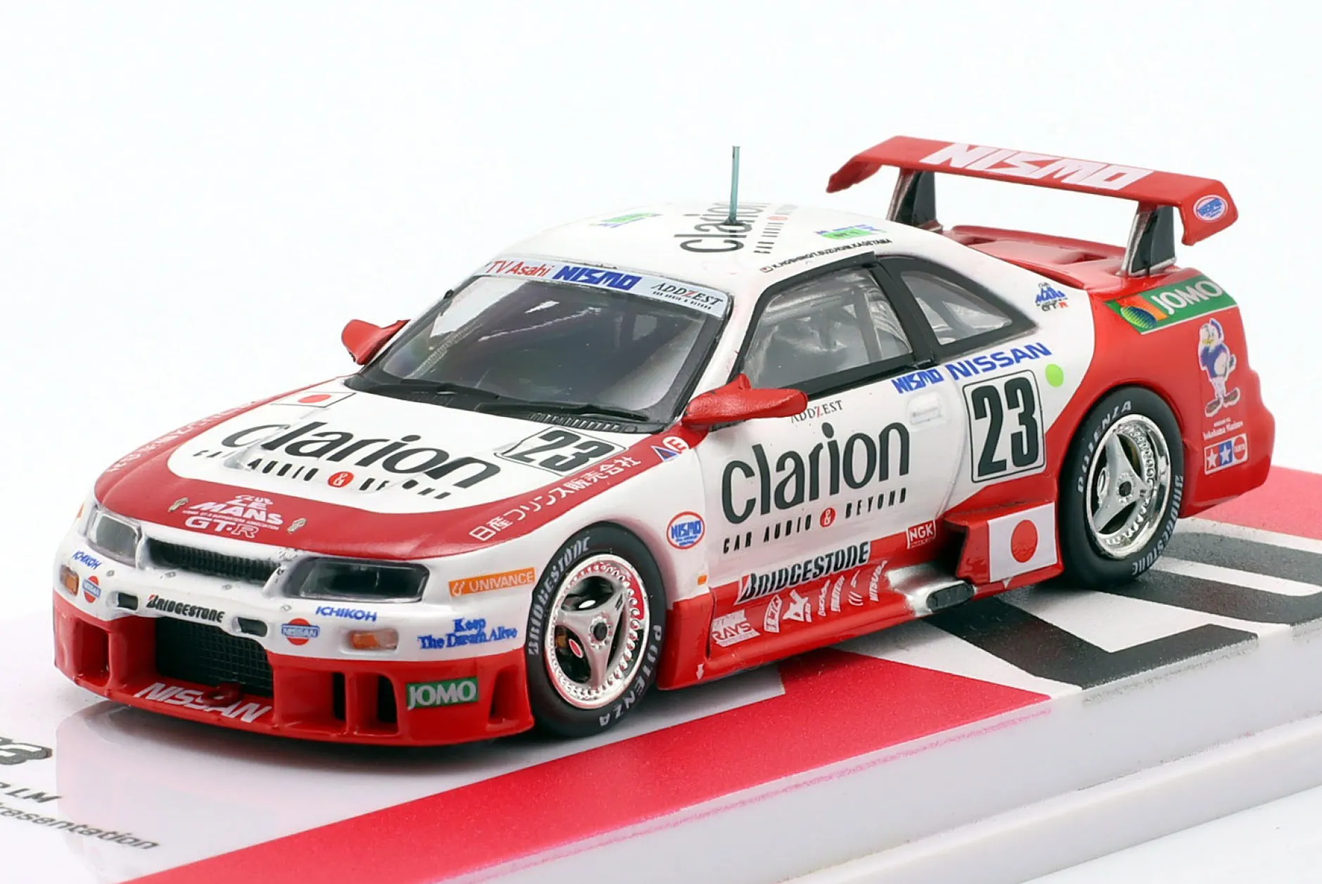 Nissan Skyline GT-R LM #23 Presentation 24h LeMans 1995 NISMO 1:64 Tarmac Works