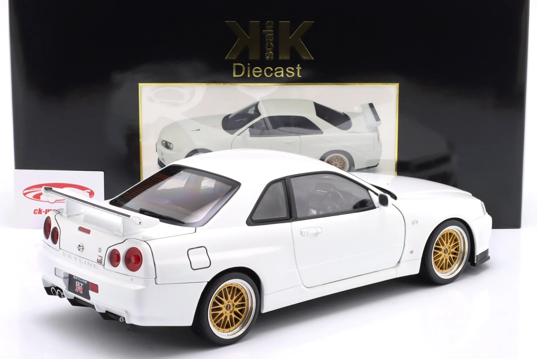 Nissan Skyline GT-R (R34) V-Spec II BBS-Felgen 2001 weiß 1:12 KK-Scale